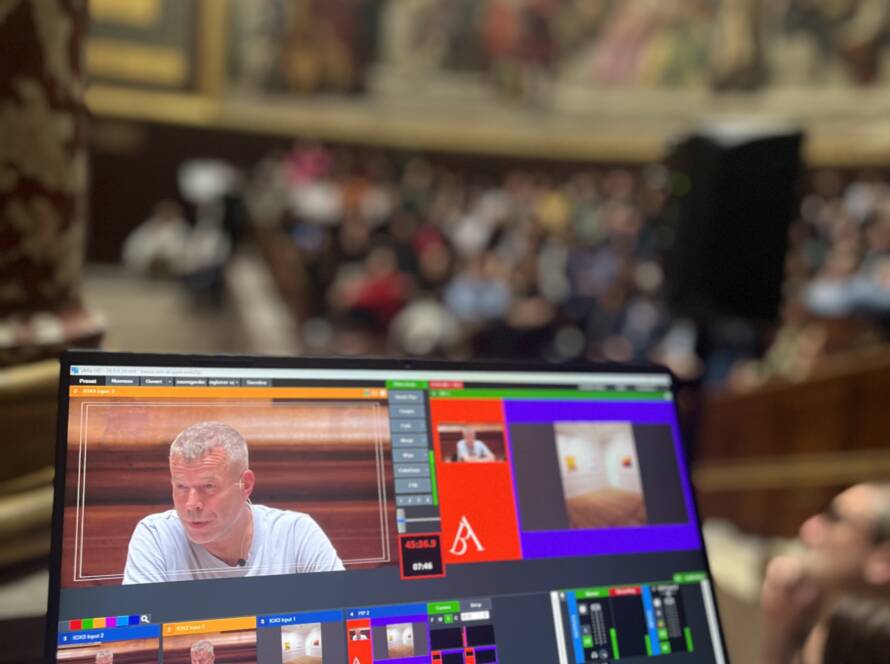 Penser le Présent avec Wolfgang TillmansLive streaming aux Beaux-Arts de Paris : Wolfgang Tillmans en direct devant 300 spectateurs - WRP Production