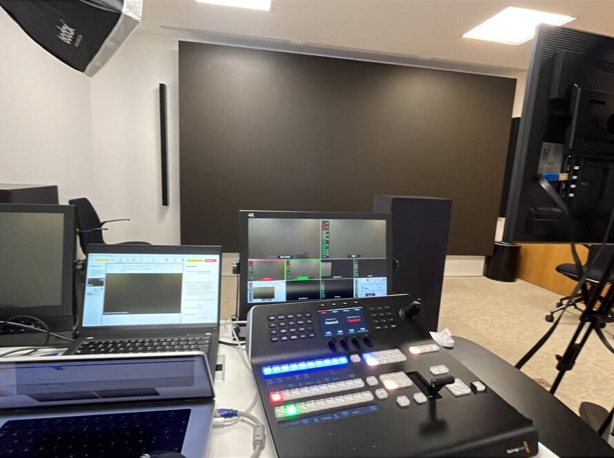 chanel-webinaire-teams-remi-prevel-realisationWebinaires Chanel : WRPProduction signe la réalisation vidéo au cœur des Champs-Élysées - WRP Production